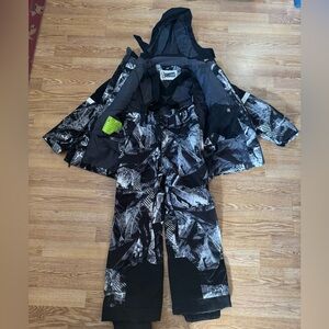 Spyder Black and Gray Kids Ski Matching Set